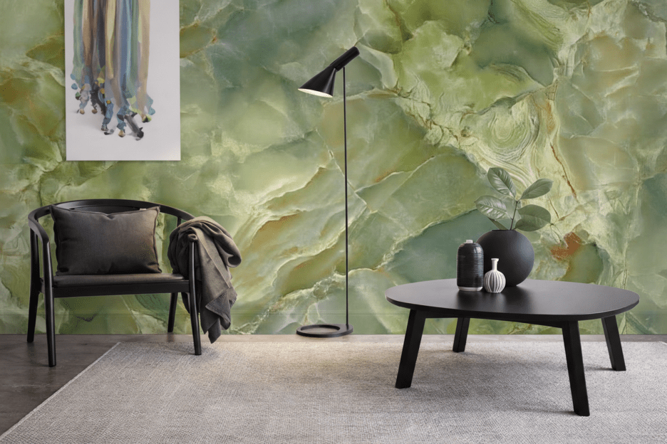Luminous Onyx Veins