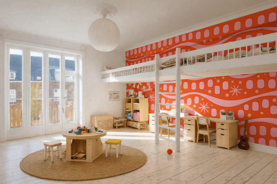 Vibrant Ripple Mosaic