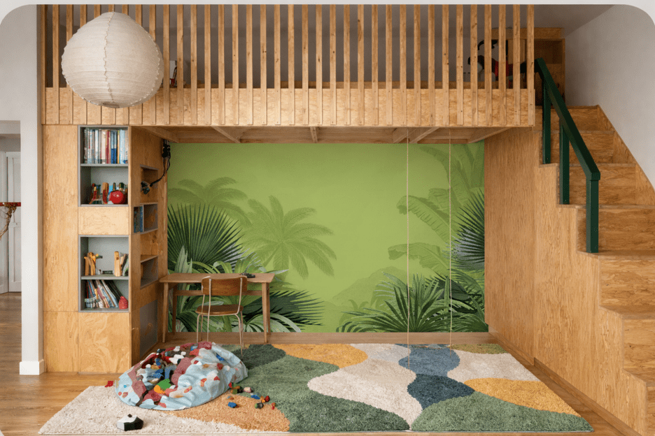 Tropical Embrace
