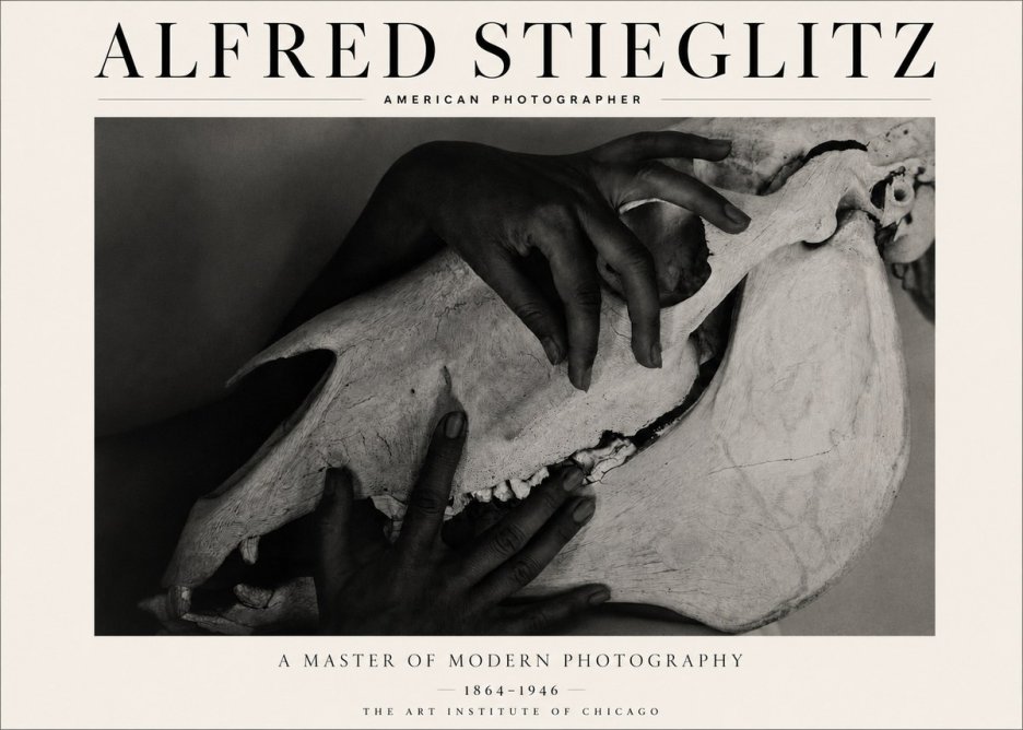 Alfred Stieglitz Georgia O'keeffe - Hands and Skull No3 - Affiche