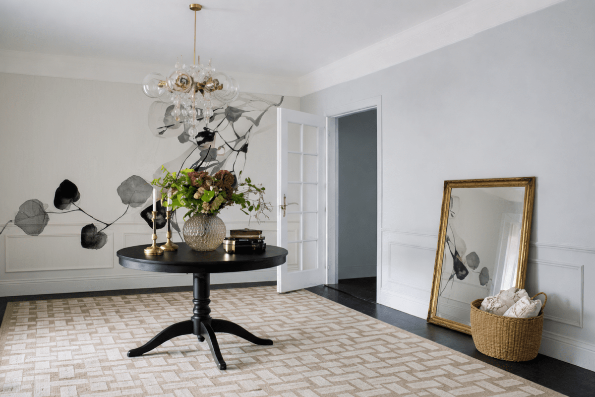 Shadowed Ivy Tendril